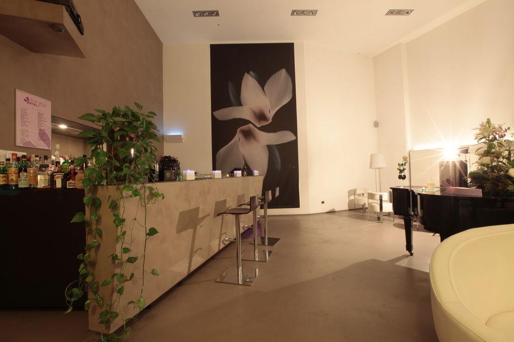 Hotel For You Cernusco Sul Naviglio Exterior foto