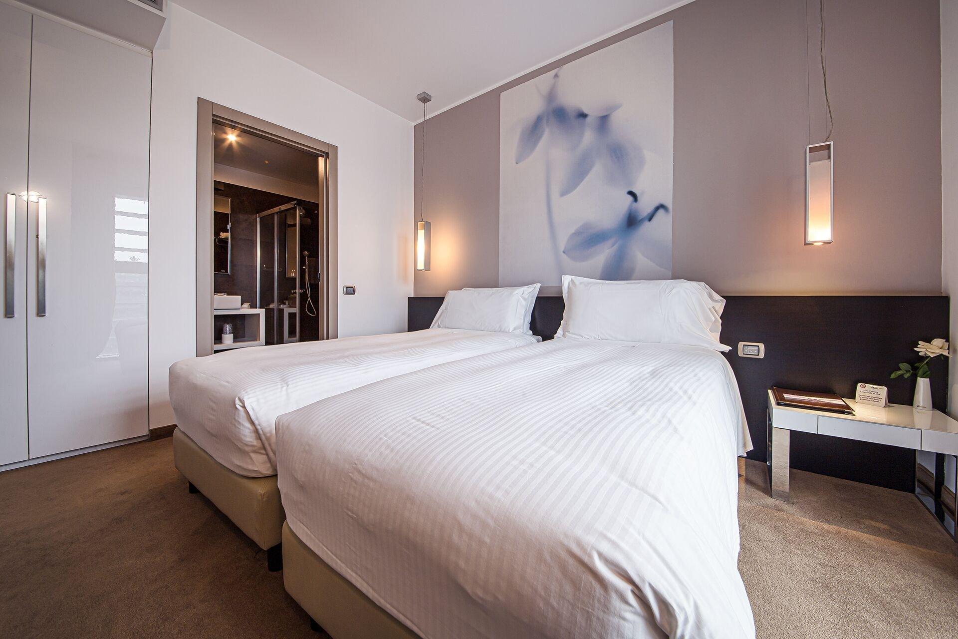 Hotel For You Cernusco Sul Naviglio Exterior foto